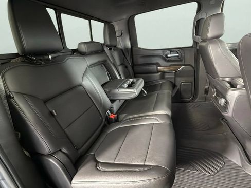 Used 2021 Chevrolet Silverado 1500 LT Trail Boss w/ Convenience Package II AWD/4WD image 29