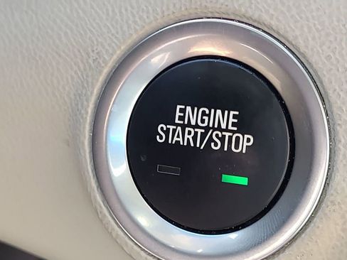 Used 2019 GMC Terrain Denali w/ Advanced Safety Package image 37