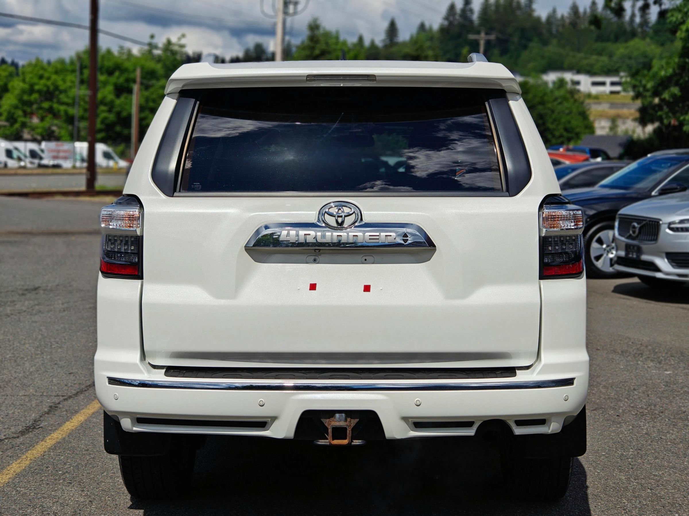 Used 2017 Toyota 4Runner Limited AWD/4WD image 7