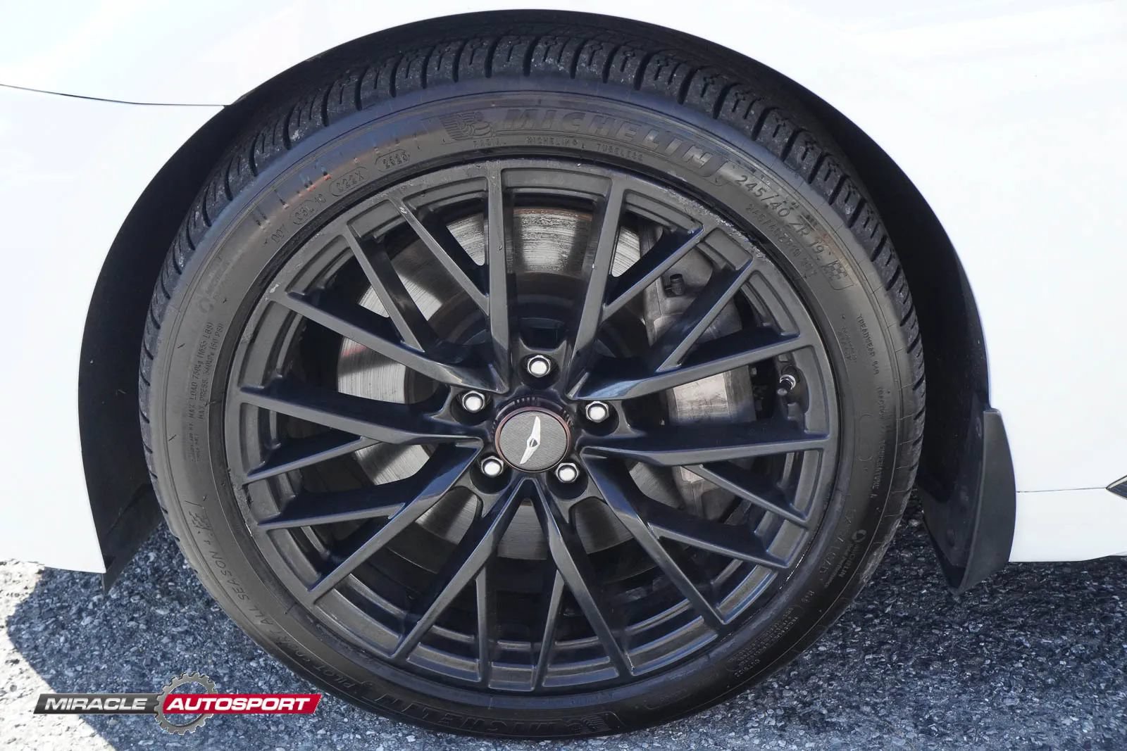 Used 2018 Genesis G80 3.3T Sport RWD image 13