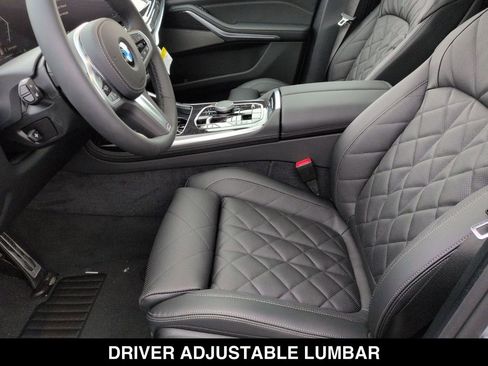 New 2026 BMW X7 xDrive40i w/ M Sport Package AWD/4WD image 12