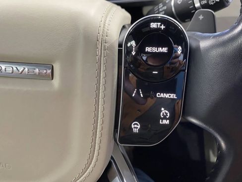 Used 2018 Land Rover Range Rover Long Wheelbase Supercharged image 20
