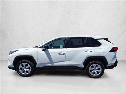 Certified 2023 Toyota RAV4 LE FWD image 9