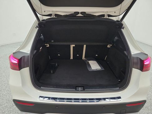Used 2024 Mercedes-Benz GLA 250 image 20
