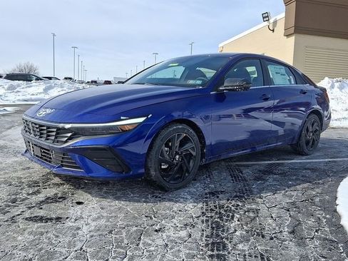 New 2026 Hyundai Elantra SEL Sport image 2