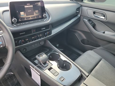 Certified 2026 Nissan Rogue SV w/ Cold Weather Package FWD image 28