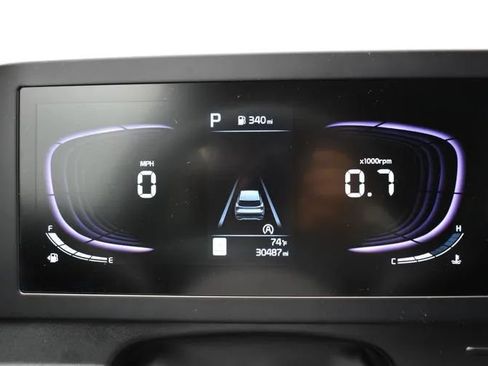 Used 2025 Kia Sportage LX FWD image 27