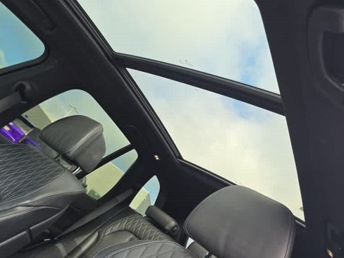 Used 2020 BMW X5 M50i w/ Premium Package AWD/4WD image 8