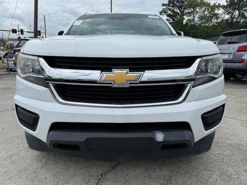 Used 2018 Chevrolet Colorado LT w/ Safety Package RWD image 2