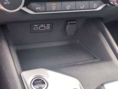 Used 2025 Nissan Altima 2.5 SV FWD image 18
