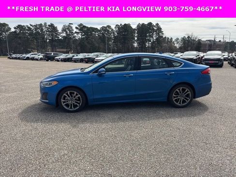 Used 2019 Ford Fusion SEL image 3