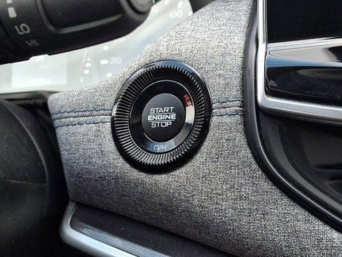 Certified 2022 Jeep Compass Latitude image 27