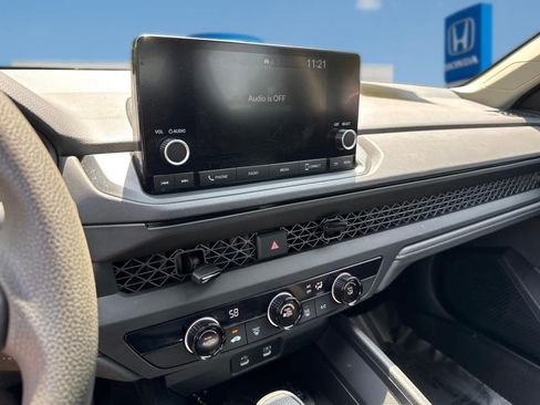 Used 2025 Honda Accord LX image 23