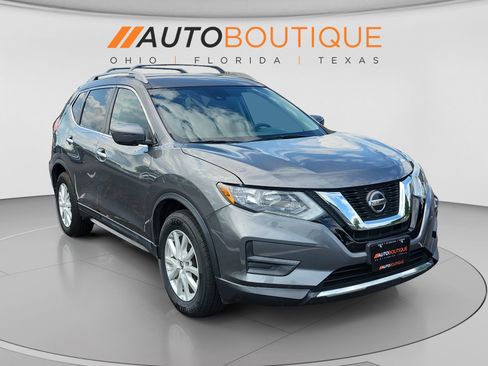 Used 2019 Nissan Rogue S w/ Special Edition Package FWD image 7