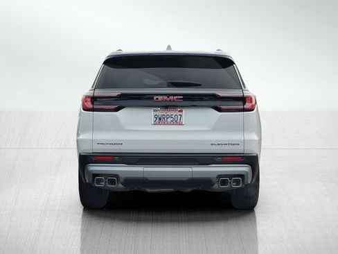 Used 2026 GMC Acadia Elevation FWD image 5