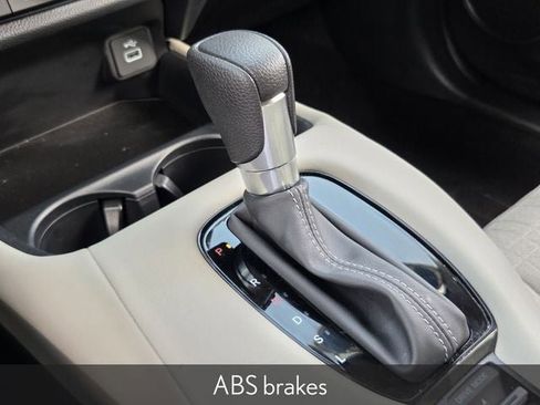 Used 2025 Honda HR-V LX image 22