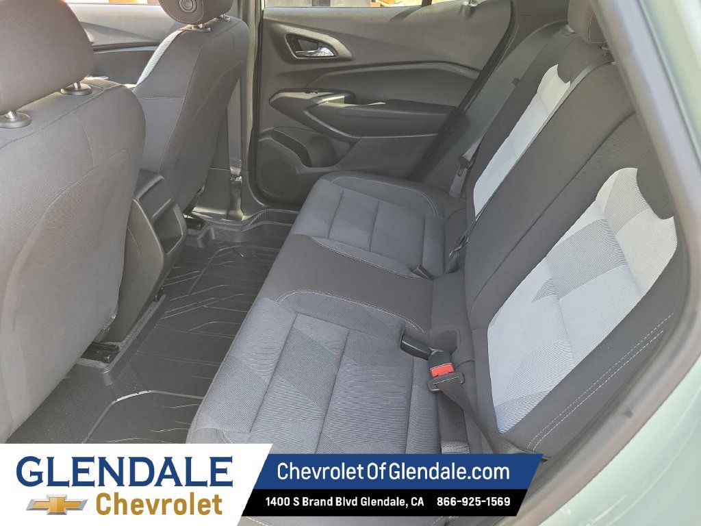 Used 2024 Chevrolet Trax RS w/ Driver Confidence Package FWD image 13