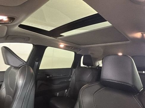 Used 2024 INFINITI QX60 Luxe AWD/4WD image 12