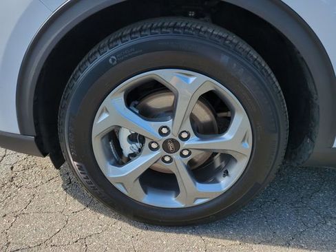 Used 2025 Ford Escape ST-Line FWD image 10