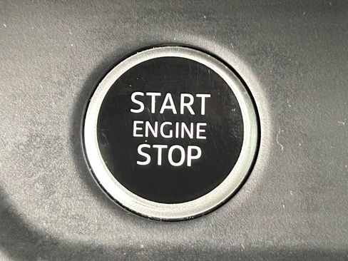 Used 2022 Audi Q3 2.0T Premium w/ Convenience Package image 24