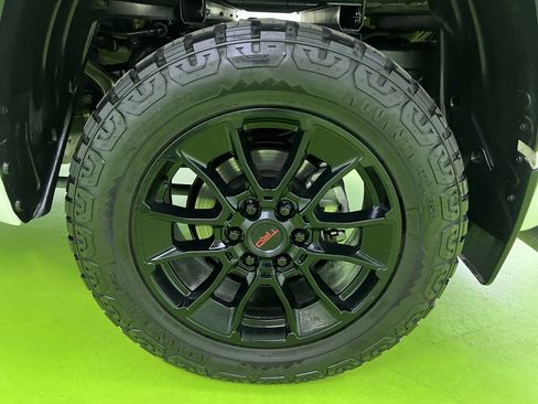 Used 2023 Toyota Tundra Limited w/ TRD Off-Road Package AWD/4WD image 15