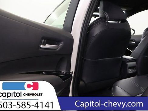 Used 2024 Toyota Corolla XSE image 28