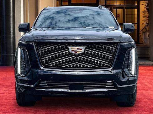 New 2026 Cadillac Escalade Sport AWD/4WD image 3