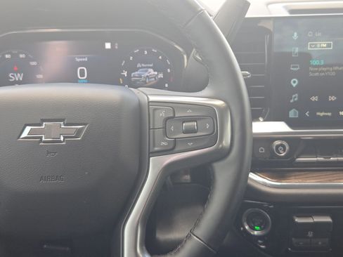 Certified 2023 Chevrolet Silverado 1500 RST w/ Z71 Off-Road Package AWD/4WD image 19