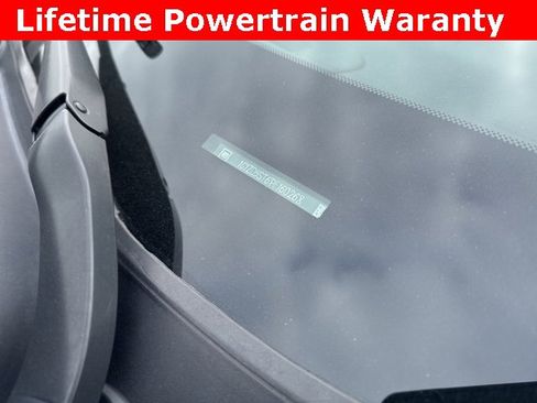 Used 2023 Chevrolet Malibu LT image 18