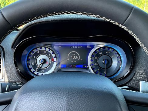 Used 2023 Chrysler 300 S w/ Comfort Group RWD image 13