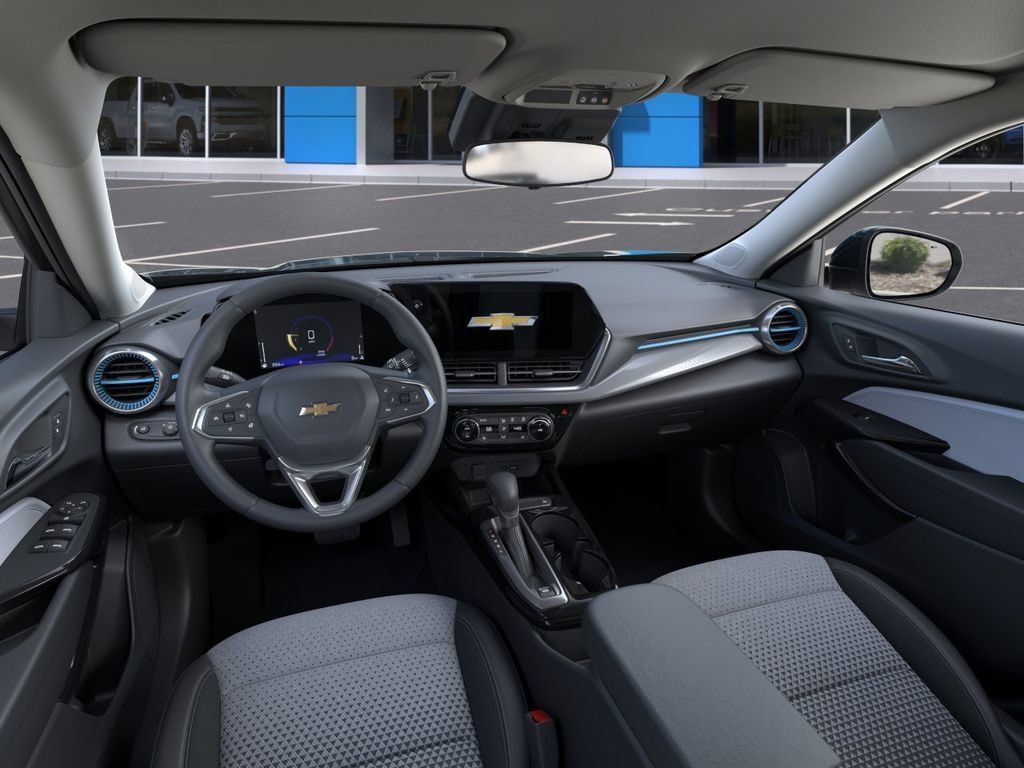 New 2026 Chevrolet Trax LT w/ Driver Confidence Package FWD image 17
