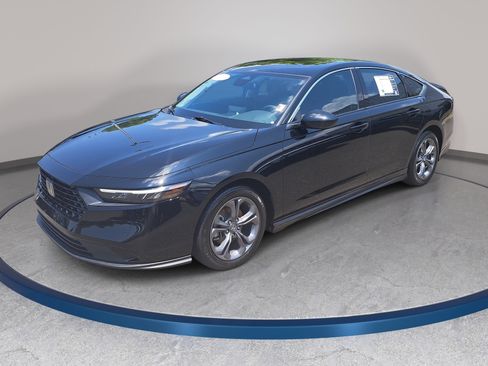 Used 2024 Honda Accord EX image 1