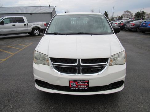 Used 2011 Dodge Grand Caravan image 8