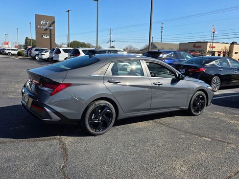New 2026 Hyundai Elantra SEL Sport Premium FWD image 12