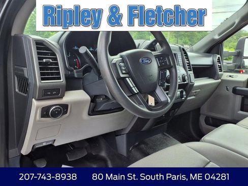 Used 2022 Ford F550 4x4 Regular Cab Super Duty image 15