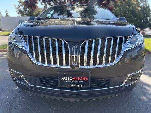 Used 2013 Lincoln MKX AWD image 5