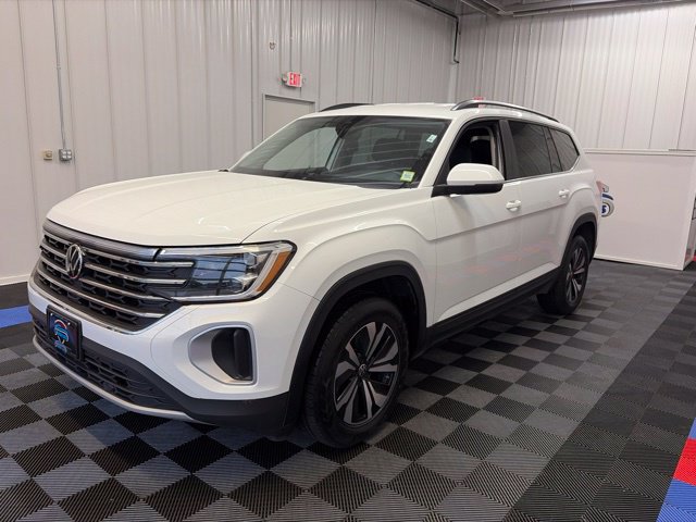 Used 2024 Volkswagen Atlas SE AWD/4WD image 6