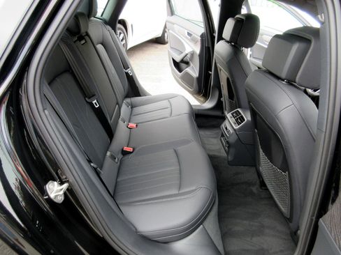 Used 2025 Audi A6 2.0T Premium w/ Convenience Plus Package image 33