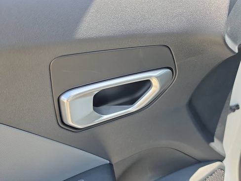 New 2026 Kia K4 FWD image 19