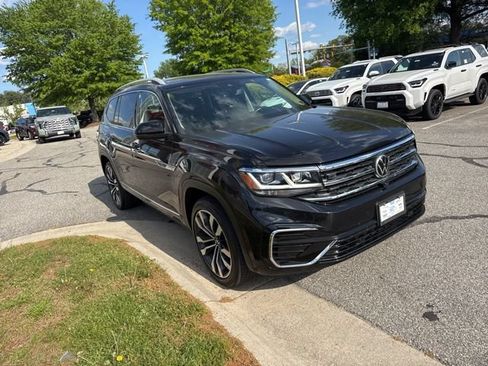 Used 2022 Volkswagen Atlas SEL Premium AWD/4WD image 5