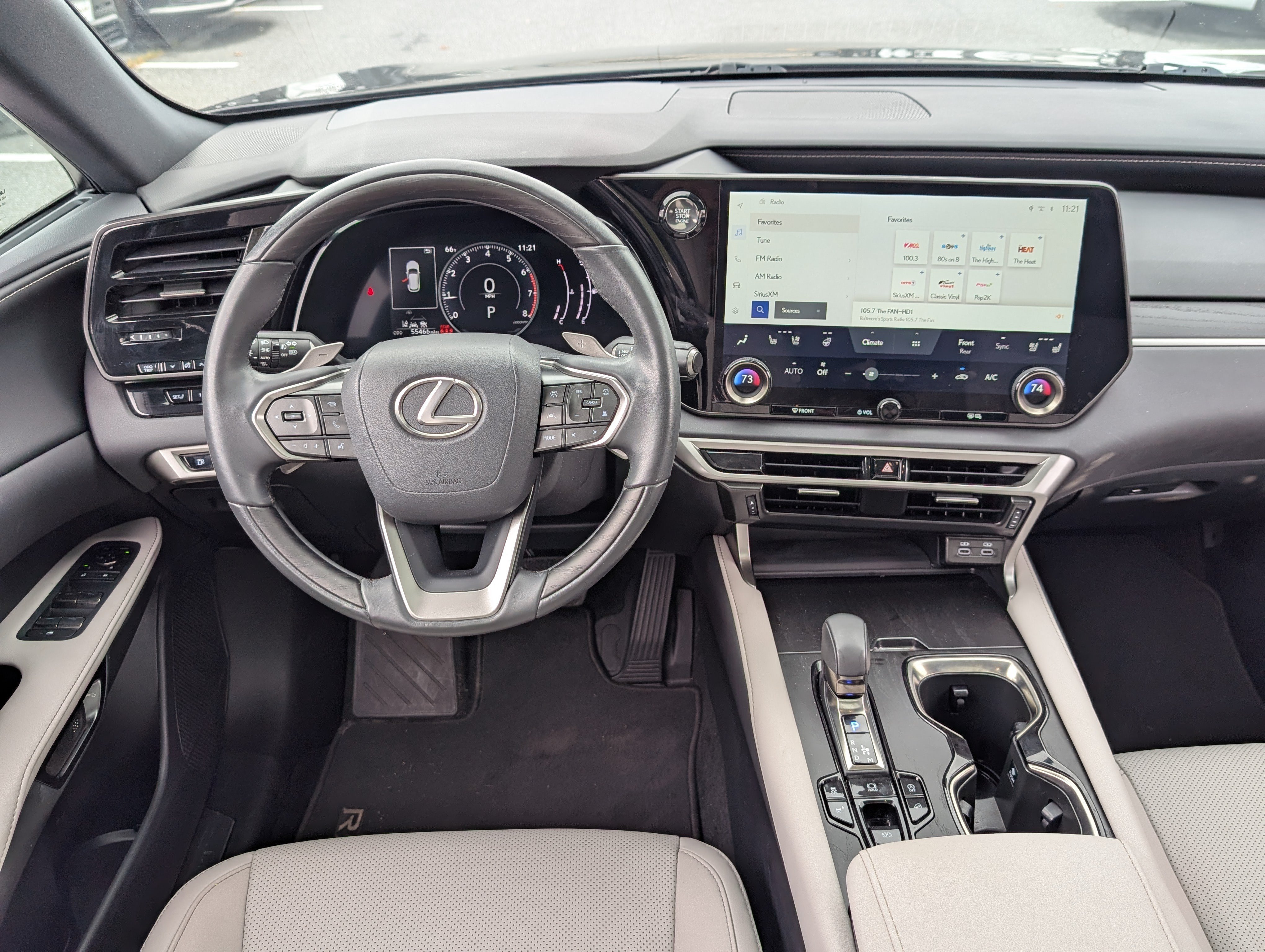 Used 2023 Lexus RX 350 Premium w/ Accessory Package AWD/4WD image 17
