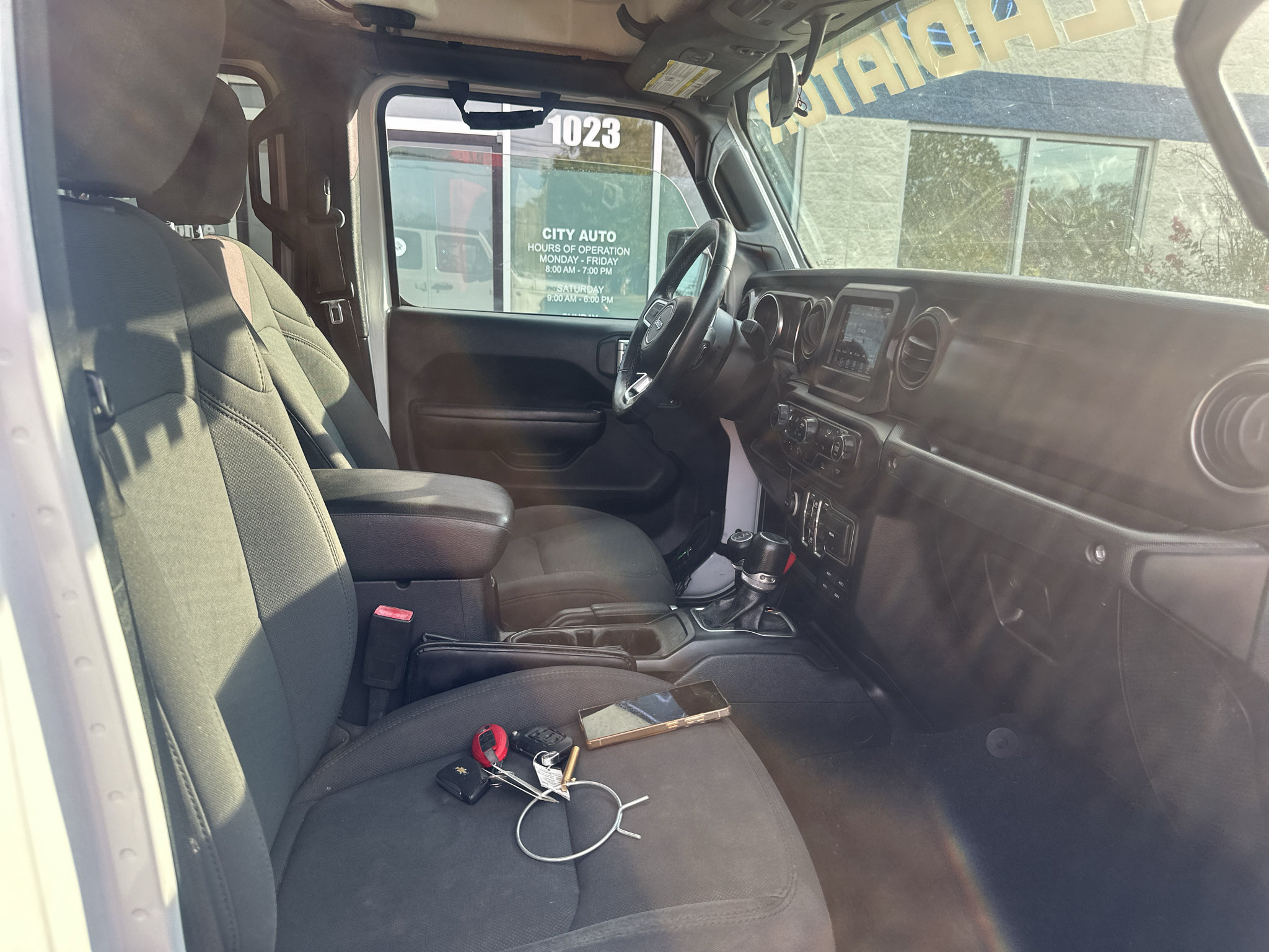 Used 2020 Jeep Gladiator Sport w/ Quick Order Package 24S AWD/4WD image 10