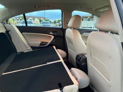 Used 2017 Buick Regal Premium image 42