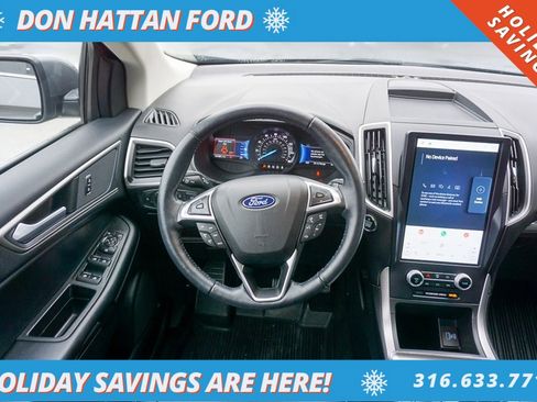 Used 2022 Ford Edge SEL w/ Convenience Package image 4