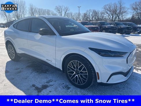 Used 2025 Ford Mustang Mach-E Premium image 18