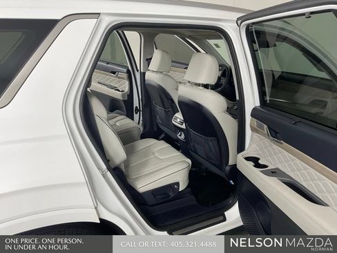 Used 2022 Hyundai Palisade Calligraphy w/ Cargo Package AWD/4WD image 16