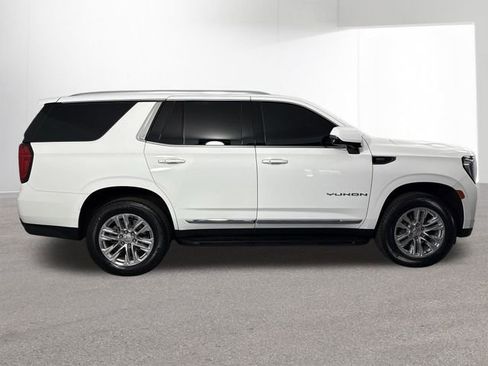 Used 2021 GMC Yukon SLT w/ SLT Luxury Package image 32