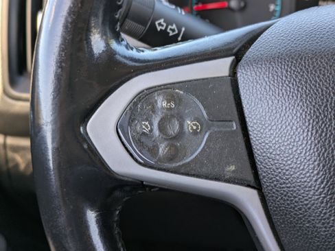 Used 2021 Chevrolet Colorado LT w/ LT Convenience Package image 23