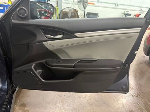 Used 2021 Honda Civic EX image 16