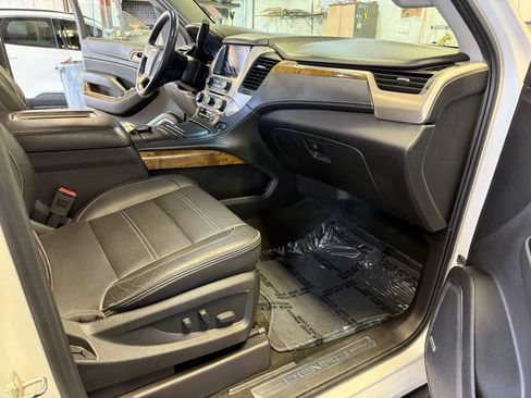 Used 2017 GMC Yukon Denali w/ Open Road Package image 24